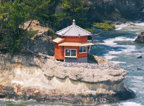五浦六角堂